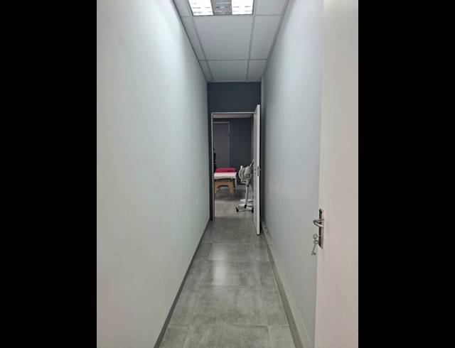 66M² BUSINESS CENTRE FOR SALE IN BALLITO DISTRICT